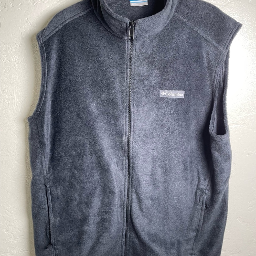 Columbia Men's Charcoal Fleece Vest size Large